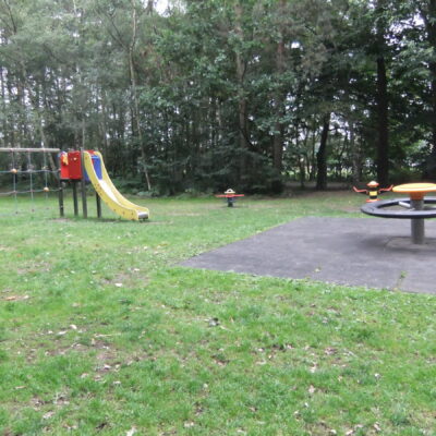 Sep08, 2015, Crown Row Play Area, Crown Wood, Dscf8300